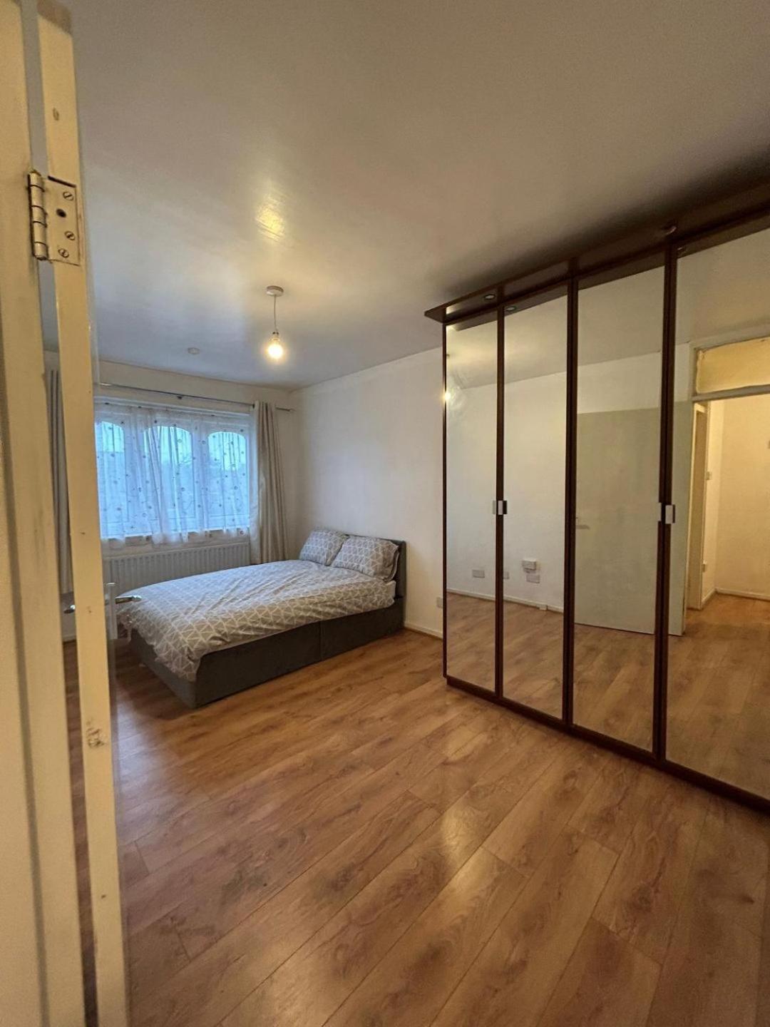 Entire Appartment Near Birmingham City Εξωτερικό φωτογραφία