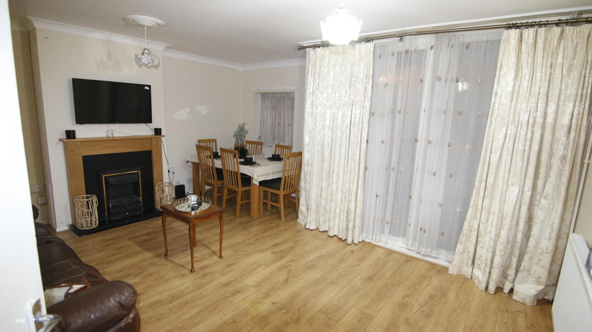 Entire Appartment Near Birmingham City Εξωτερικό φωτογραφία